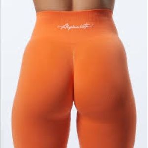 Alphalete ombré amplify legging strawberry SZ M great condition